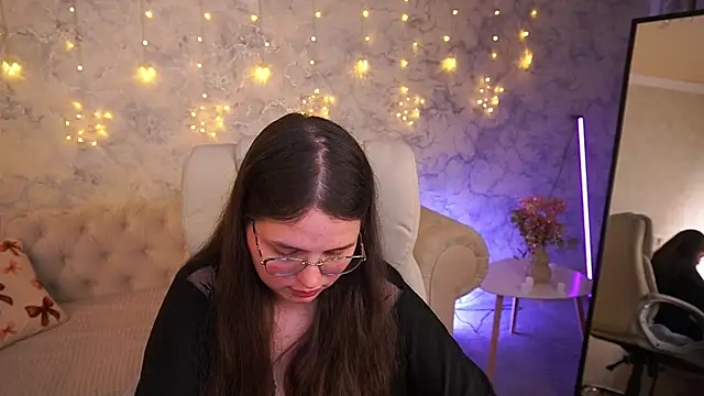 sophiedreamss - SophieDreamss's free webcam - UK Sex Cams