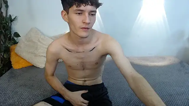 trevor_mob - Trevor_mob's free webcam - UK Sex Cams