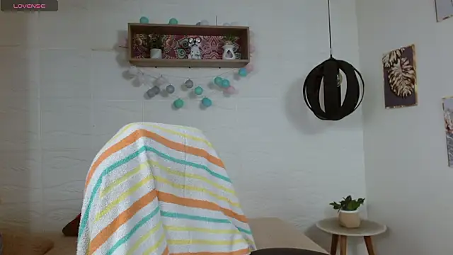 draxblade09 (M twink) - oil on my buttocks