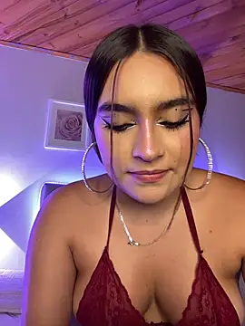 issa_pinkk - Issa_pinkk's free webcam - UK Sex Cams