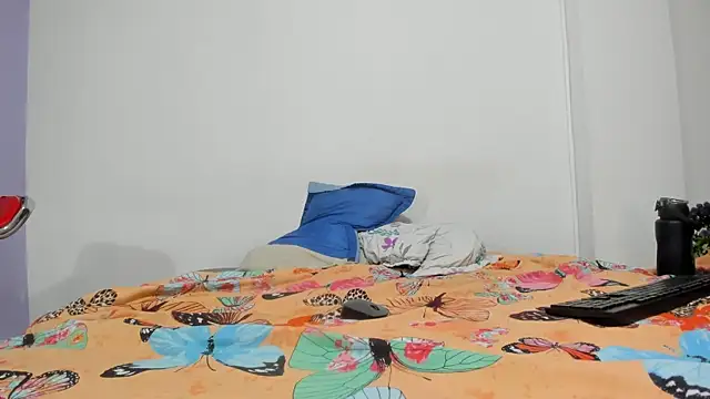 enzzo_rossi (M young) - make me moan