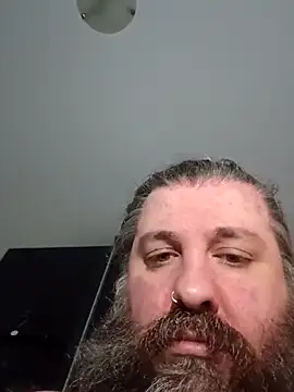 catullo14 (Ask my age) - Masturbate for the show till i cum