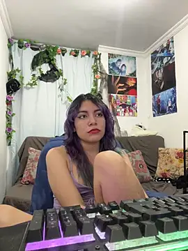 vaioletuwu - VaioletUwU's free webcam - UK Sex Cams