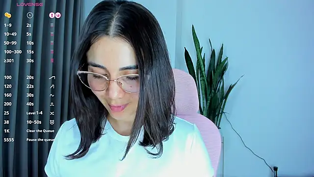 sara_ospina22 - Sara_ospina22's free webcam