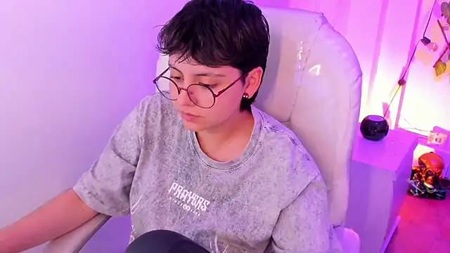 nathaly_ds - Nathaly_ds's free webcam - UK Sex Cams