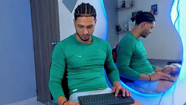 kris_khalifa69 - Kris_Khalifa69's free webcam - UK Sex Cams