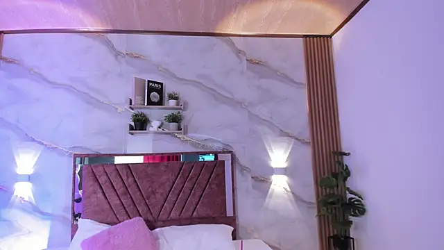 your_whore_salome (F young) - 💦 Finger my pussy