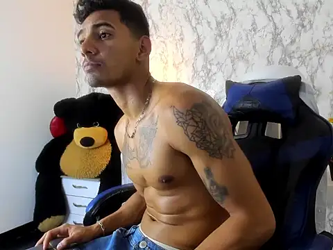 dominic_blaze - Dominic_Blaze's free webcam - UK Sex Cams