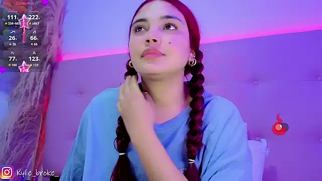 kylie_brokee - Kylie_brokee's free webcam - UK Sex Cams