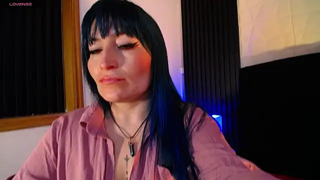 alicia_moom - Alicia_moom's free webcam - UK Sex Cams