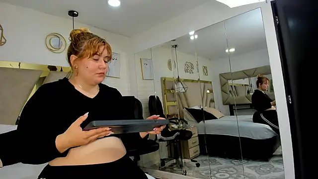 rousse_millers - Rousse_millers's free webcam - UK Sex Cams