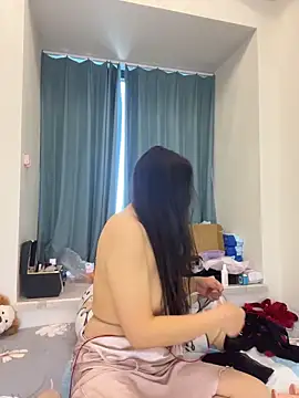 lucyxiaolulu (F milf) - 揉性感小阴蒂2分钟