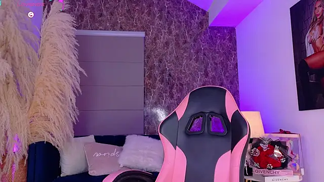 Celestemilan live sex cam