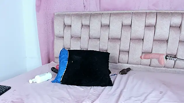 Emma_Evelyn live sex cam