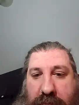 catullo14 (Ask my age) - Masturbate for the show till i cum