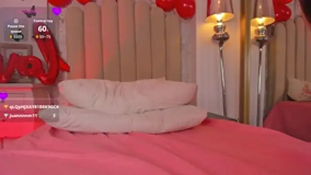 Foxy200__ live sex cam