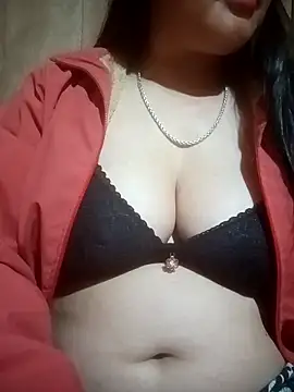 giothu2679 - Giothu2679's free webcam - UK Sex Cams