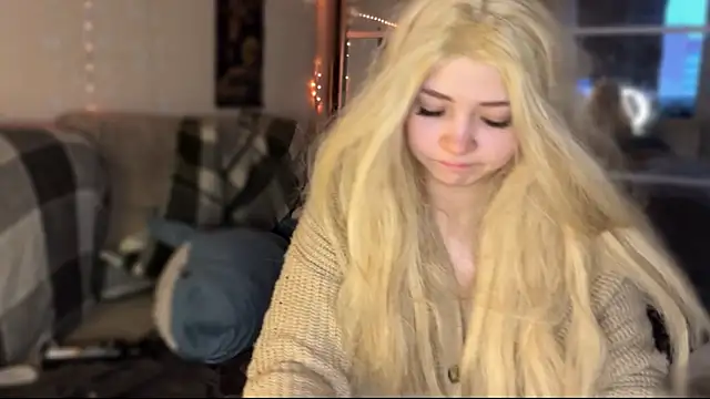 nikoli_naw live sex cam