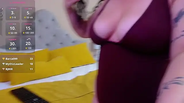 AlmaraRouge live sex cam