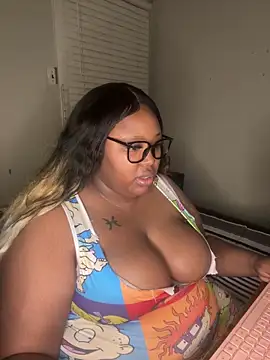 chocolatebunnyxx96 - Chocolatebunnyxx96's free webcam - UK Sex Cams