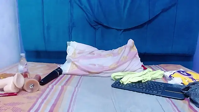 andrea_lopeez webcam