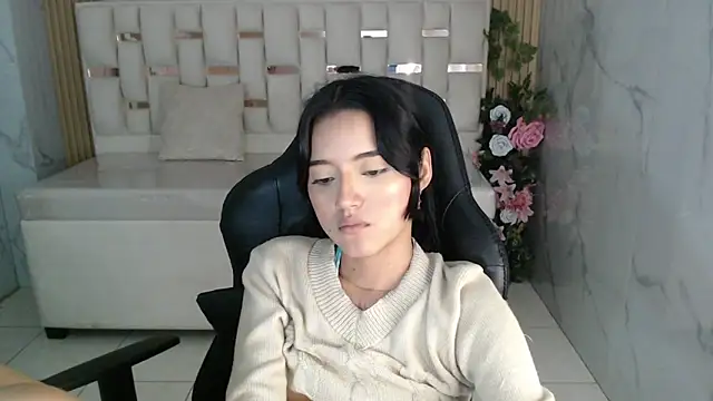 veronicaa_s - Veronicaa_s's free webcam - UK Sex Cams