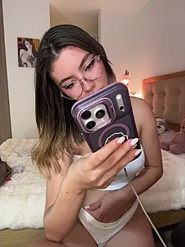 Your_Honeey's live cam