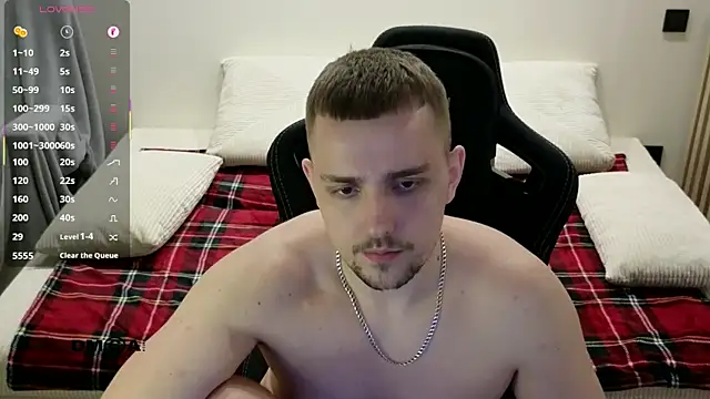 larstar01 (M young) - Happy Lars