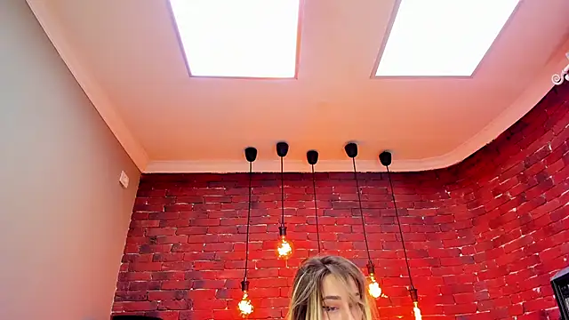 ChristynaRoss's Stripchat show and profile