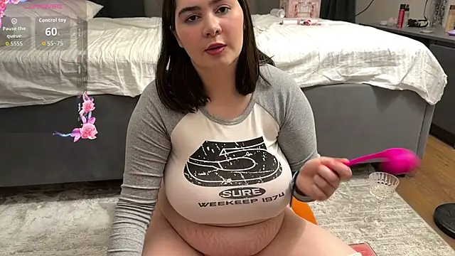 Live sex cam of valevaweheart