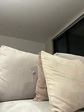 Rae_Lil_White webcam