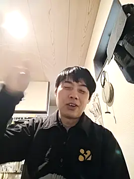 whitebriefboy webcam