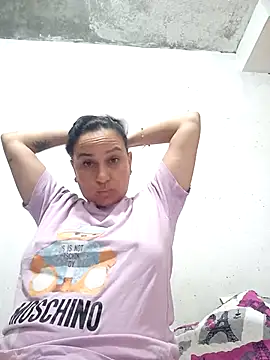 dalia_milf_co live sex cam