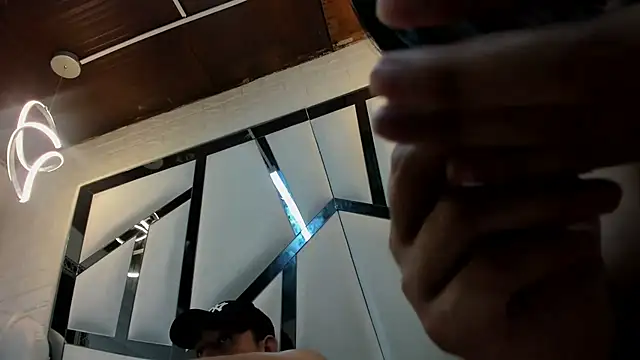 Alaia_Blosson webcam