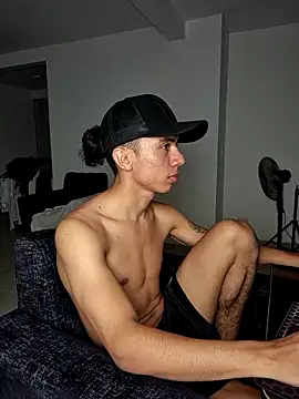 Stiven_yb live sex cam