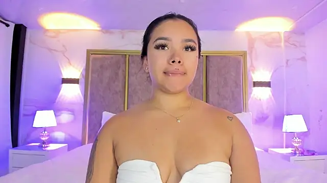 Live solo webcam of MarianaGarciaa__