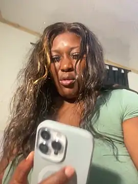 cardiebae89 (F milf) - Strip tease