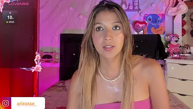 ariana_rosse__ live sex cam