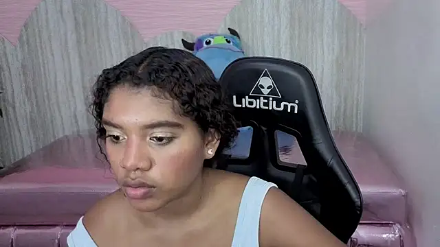 marian_lacutir_t live sex cam