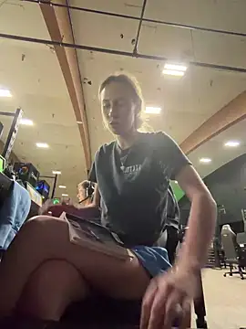 M1ssyk1ssy live sex cam