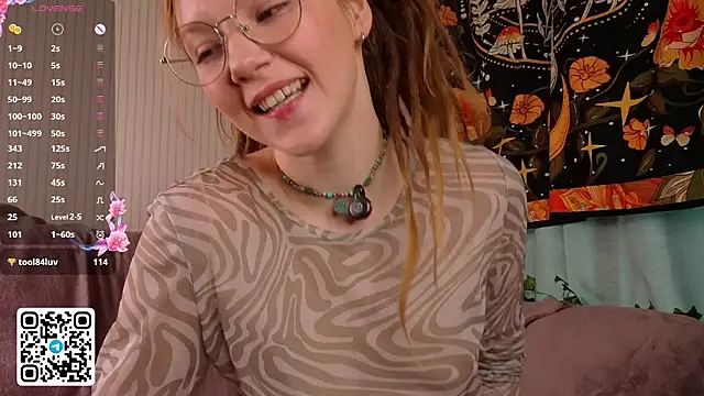 lyra_thenymph live sex cam