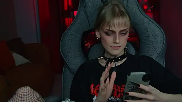 kiramontoya - KiraMontoya's free webcam - UK Sex Cams