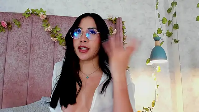 anyajay - AnyaJay's free webcam - UK Sex Cams