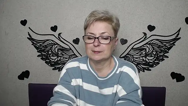 emiliagree - EmiliaGree's free webcam - UK Sex Cams