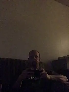 a33destroyer2 - A33destroyer2's free webcam - UK Sex Cams