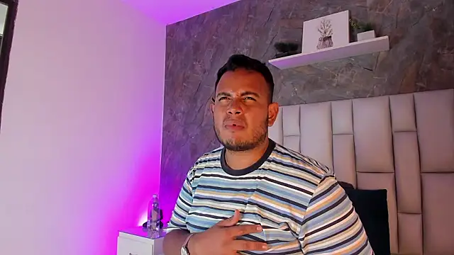 jay_kross1 - Jay_kross1's free webcam - UK Sex Cams