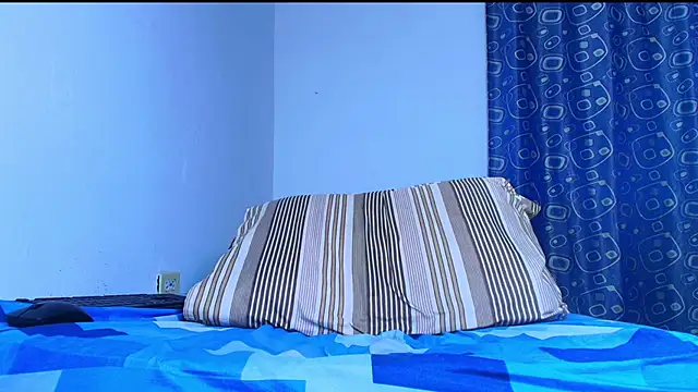 thomass00 (M young) - show cum