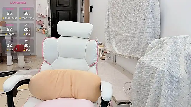 dddddoremi - DDDDDoremi's free webcam