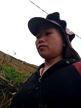 mira5566 - Mira5566's free webcam