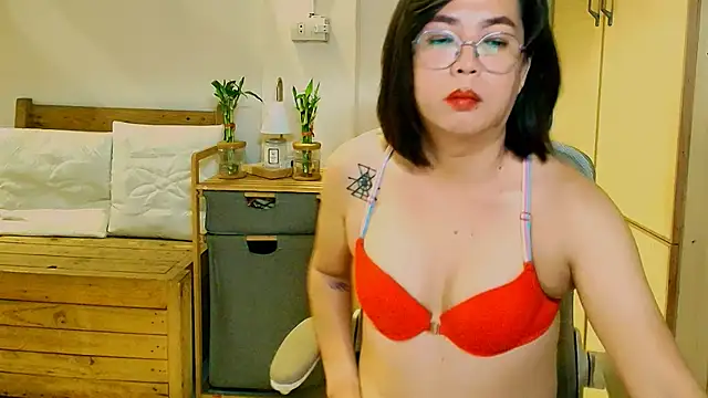 mori-liciousxxx - Mori-liciousxxx's free webcam - UK Sex Cams